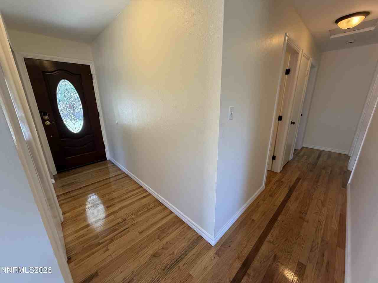1545 Elizabeth St - Photo 3 of 20