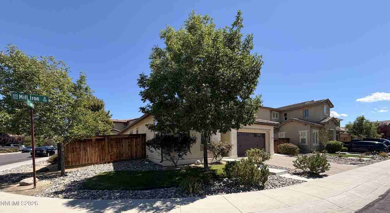 9340 Mill Iron Rd - Photo 3 of 35