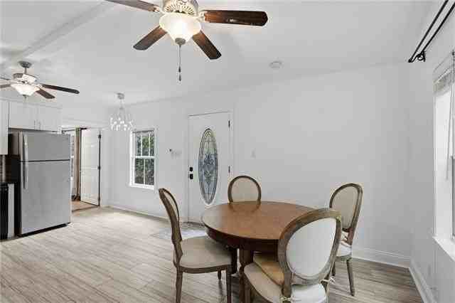 3808 Octavia St - Photo 5 of 16