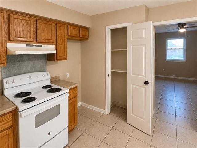 3508 Pakenham Dr - Photo 5 of 9