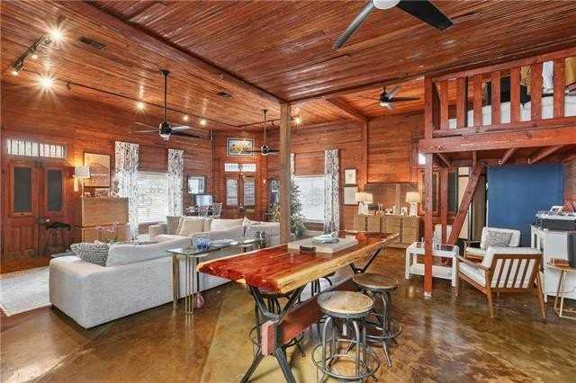 642 N Hennessey St - Photo 7 of 9