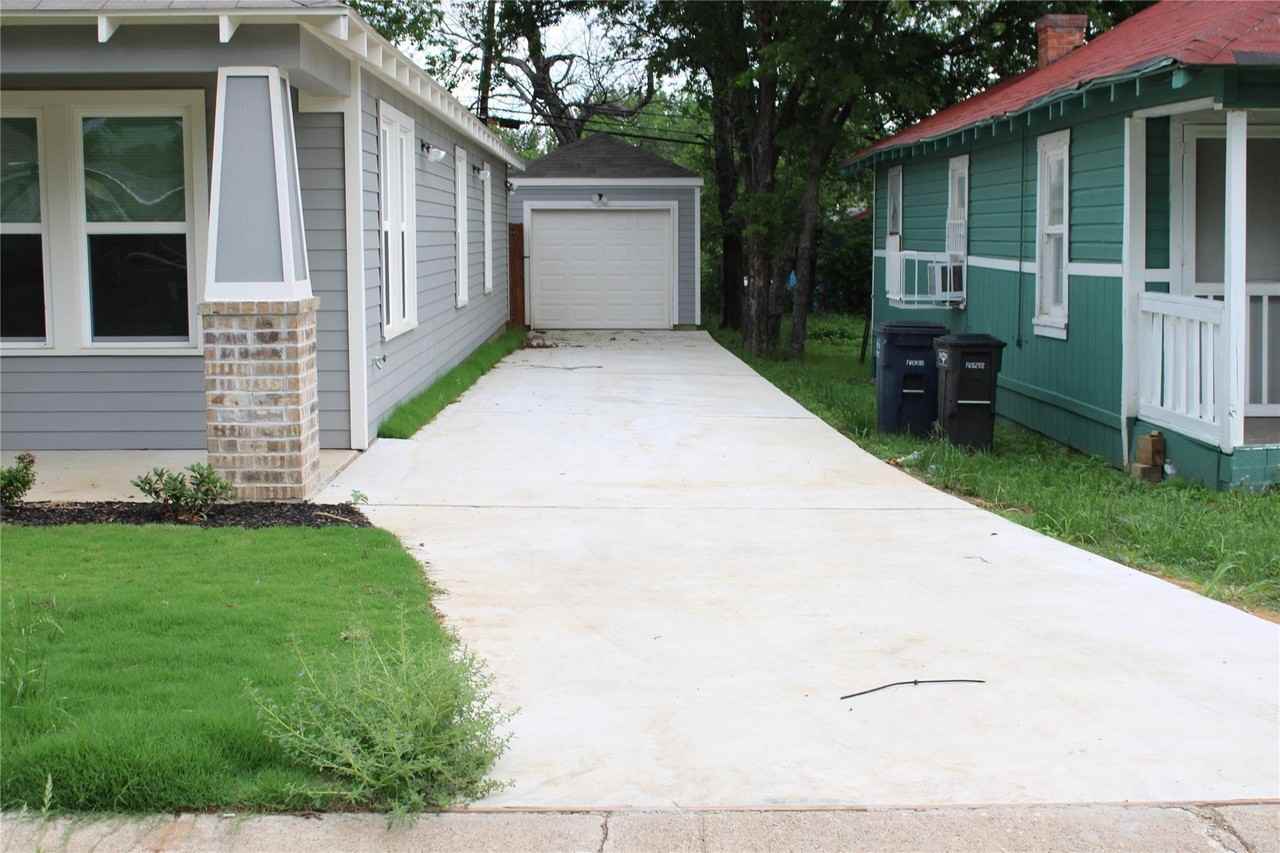 1009 E Cannon St - Photo 4 of 17