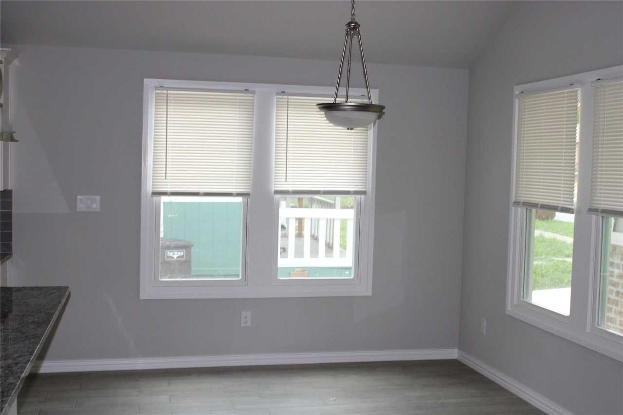 1009 E Cannon St - Photo 7 of 17