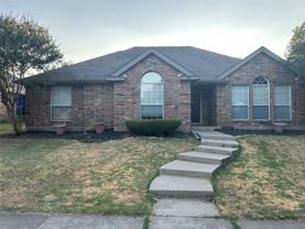 806 Boxwood Dr - Photo 1 of 1