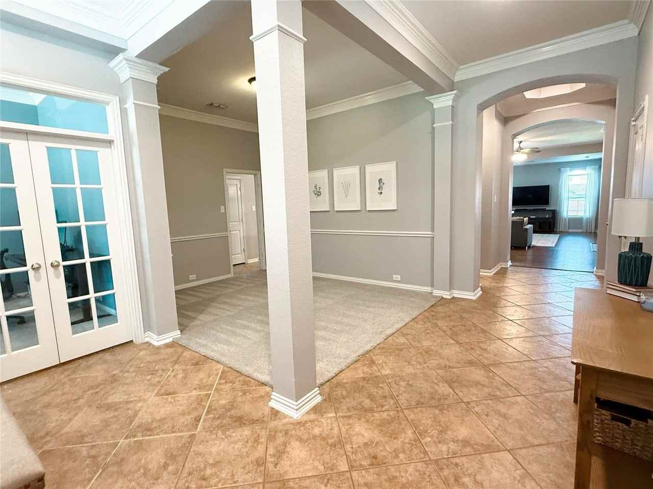 6852 Seacoast Dr - Photo 2 of 21