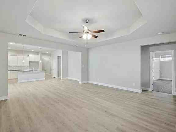 2169 Knightsbridge Rd - Photo 4 of 14