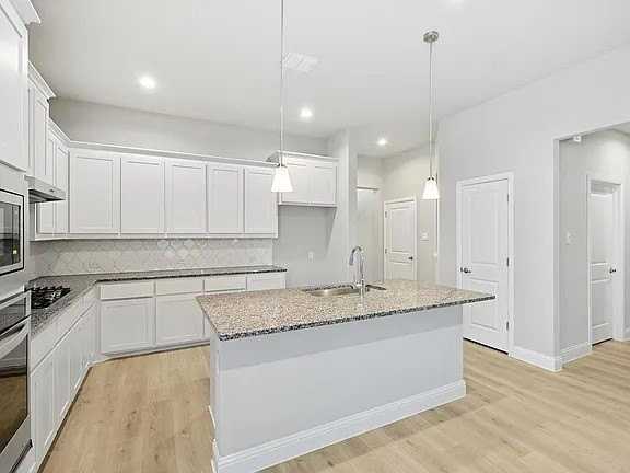 2169 Knightsbridge Rd - Photo 6 of 14
