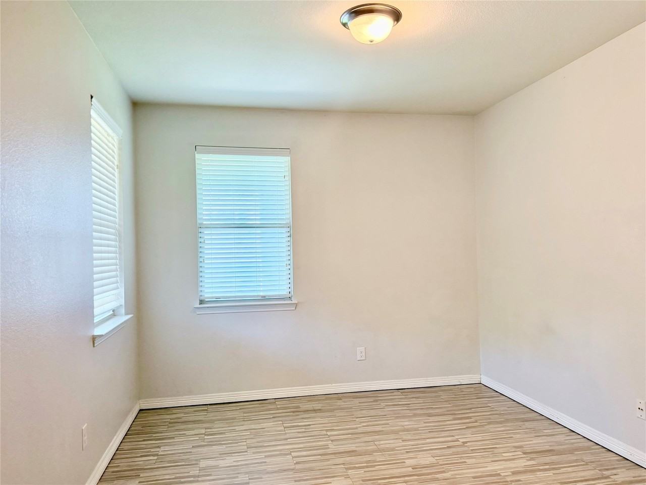 9251 Water Oak Dr - Photo 7 of 19