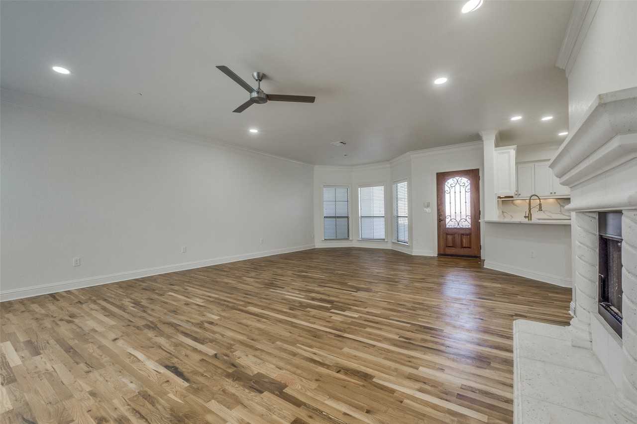 4210 Prescott Ave #C - Photo 5 of 27