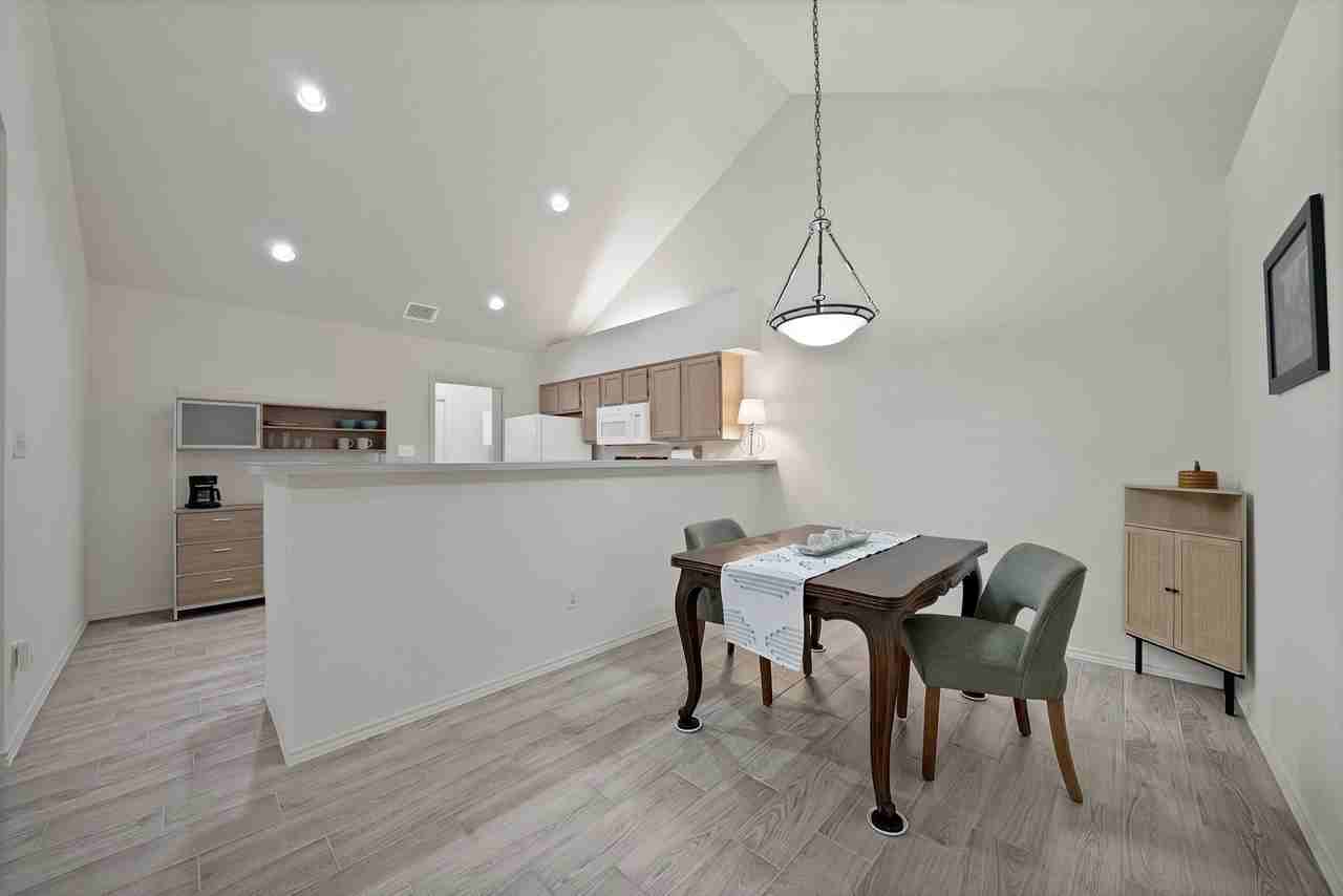 6132 Haley Ln - Photo 6 of 27