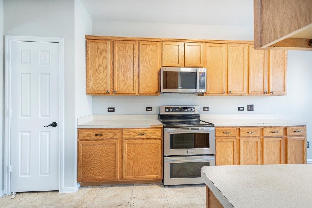 1509 Heron Dr - Photo 7 of 37