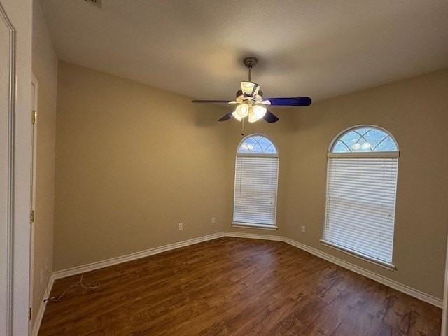 5402 Willow View Rd - Photo 7 of 16
