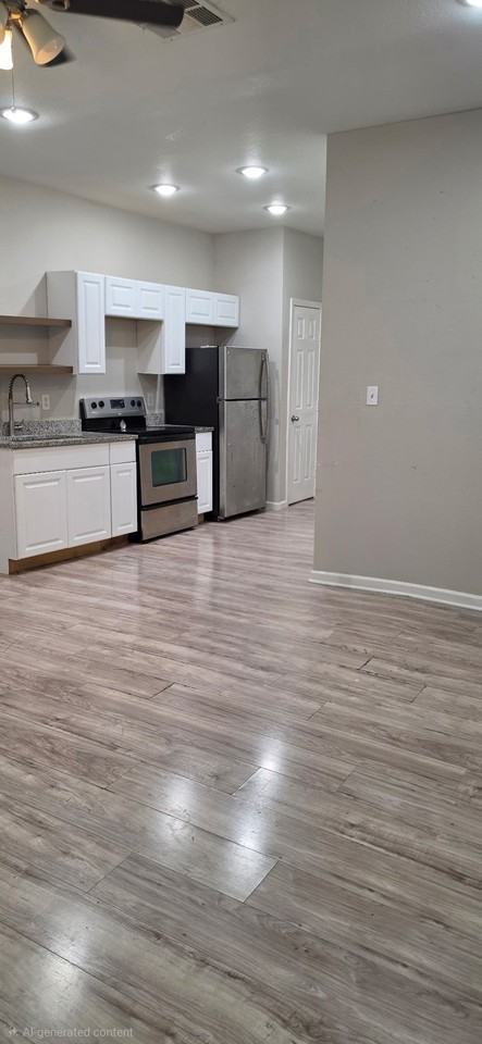 1015 E Cannon St - Photo 5 of 7