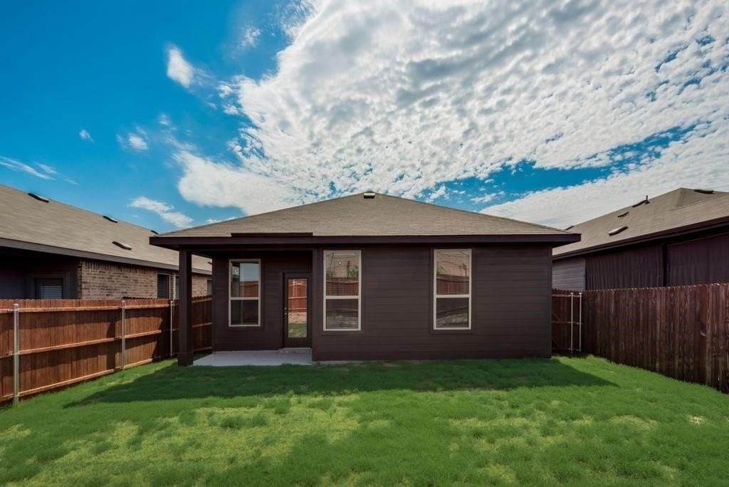 1002 Pecos St - Photo 7 of 19