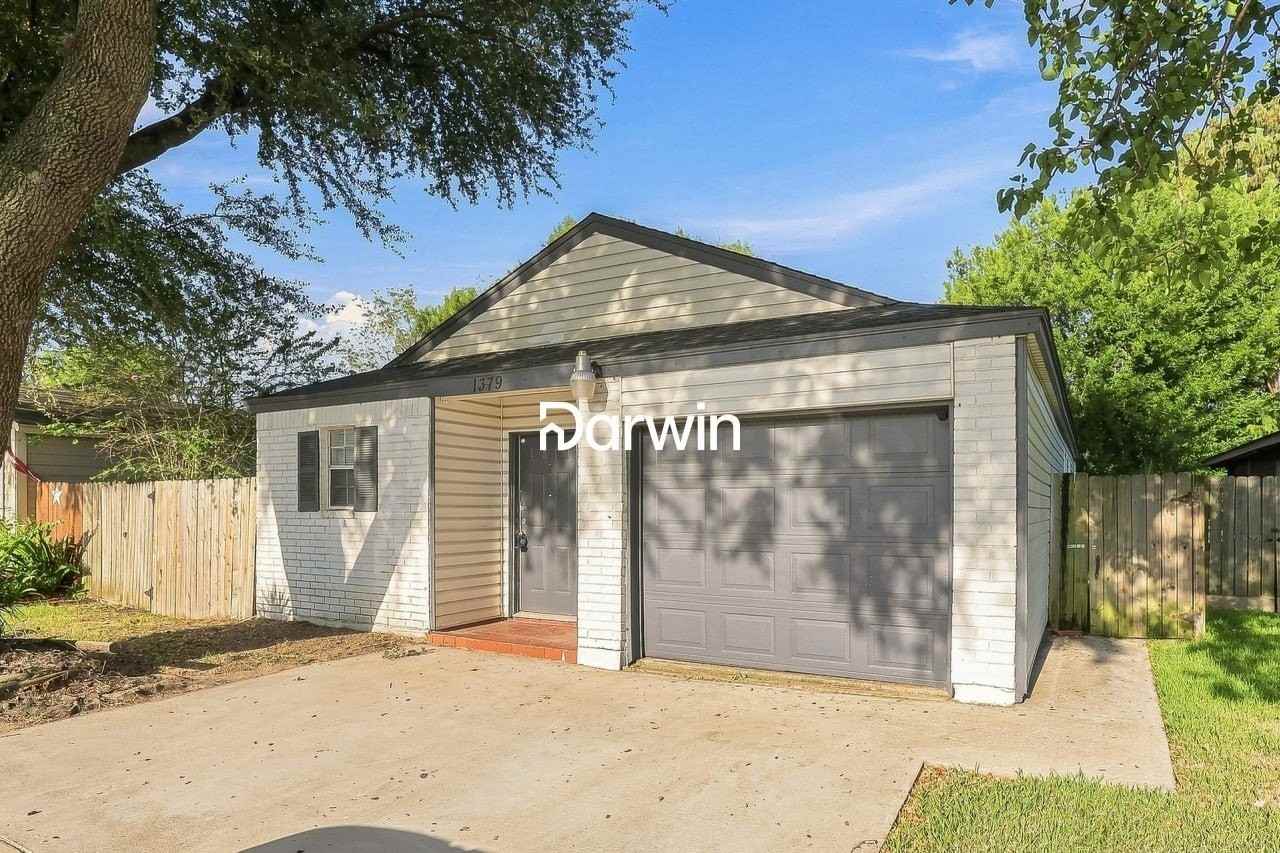 1379 Dell Dale St - Photo 2 of 14