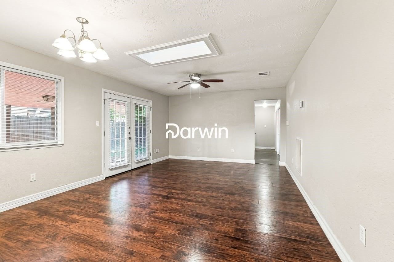1379 Dell Dale St - Photo 6 of 14