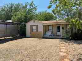 featured image of 1726 Marshall St