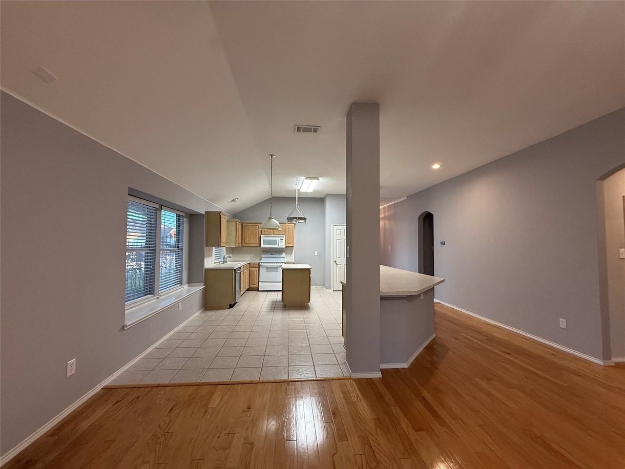 5016 San Jacinto Dr - Photo 5 of 23