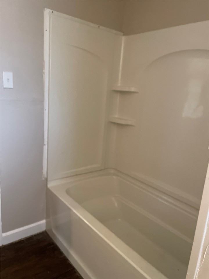 3231 Ivy Ln - Photo 6 of 20