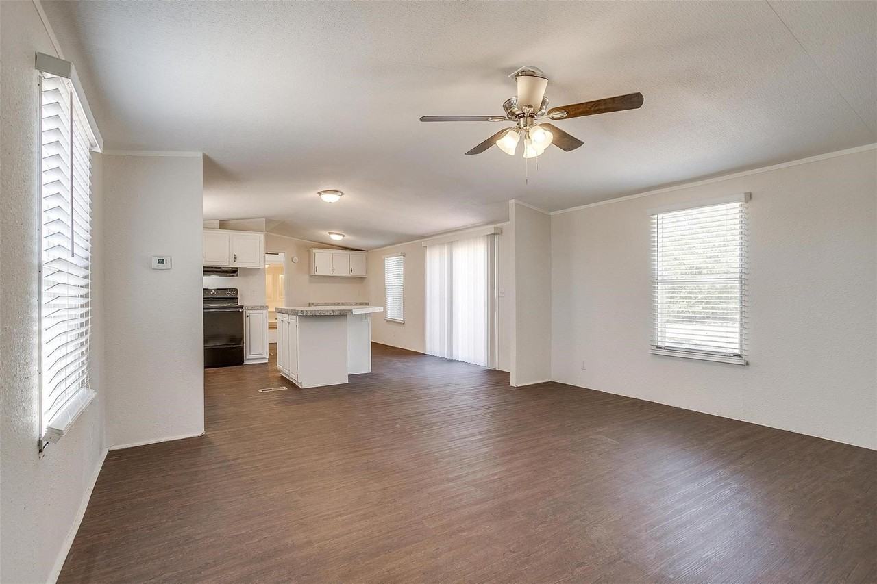 3116 Hilltop Rd - Photo 2 of 18