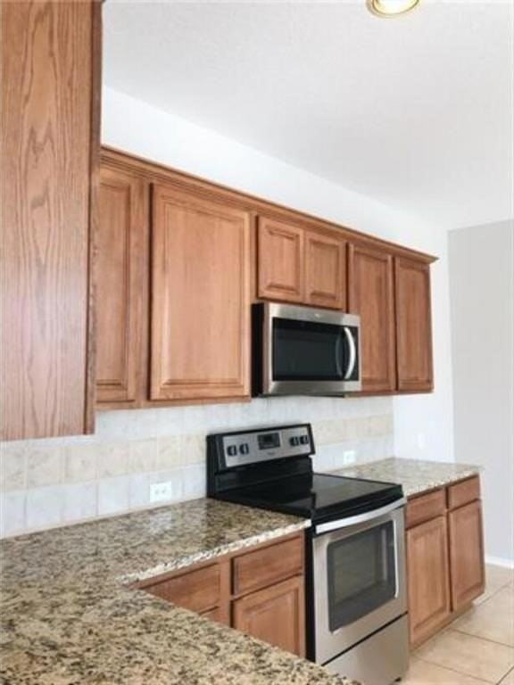 5125 Bayridge Ct - Photo 6 of 32
