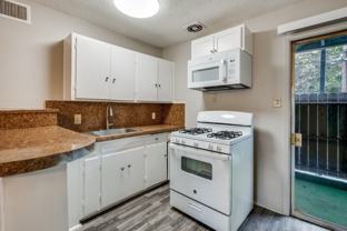 2213 Capri Dr #105 - Photo 1 of 1
