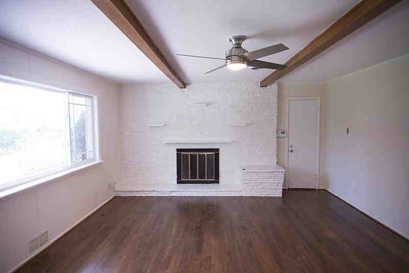 7431 Midbury Dr - Photo 3 of 14