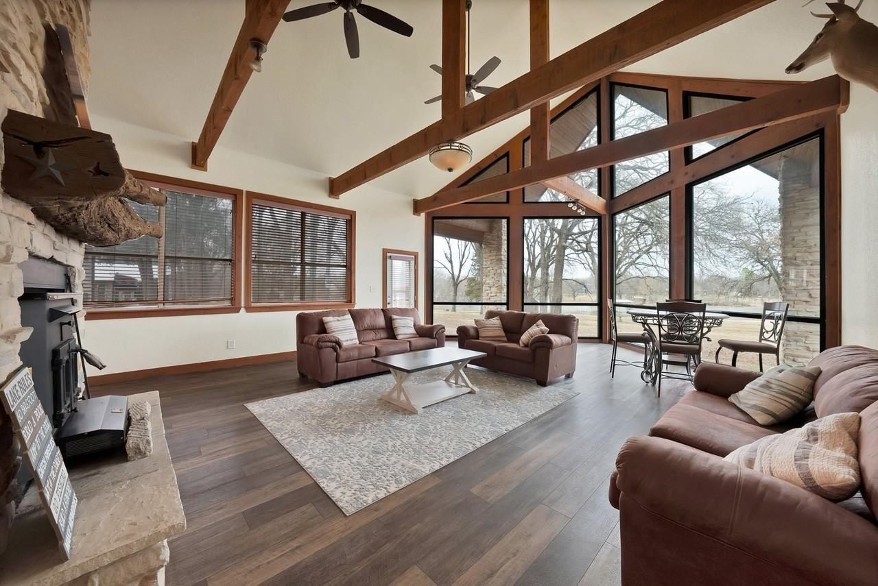 9580 Brockrim Ln - Photo 5 of 31