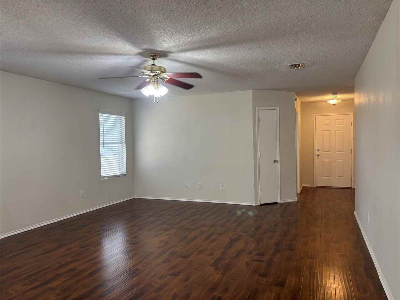 2503 Cherry Dr - Photo 4 of 20