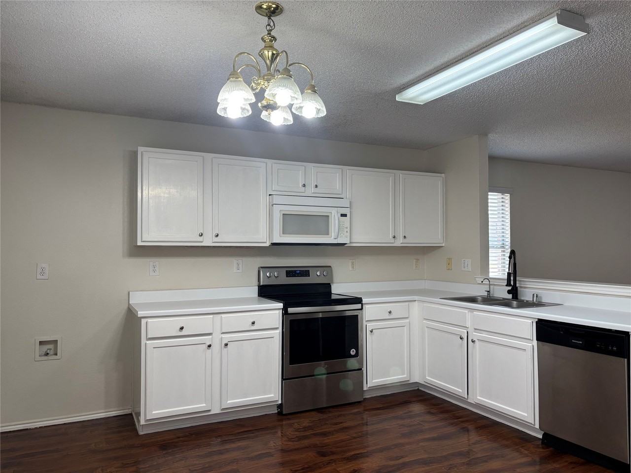2503 Cherry Dr - Photo 7 of 20
