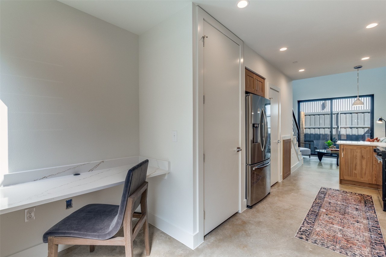 4918 Bryan St #102 - Photo 2 of 12