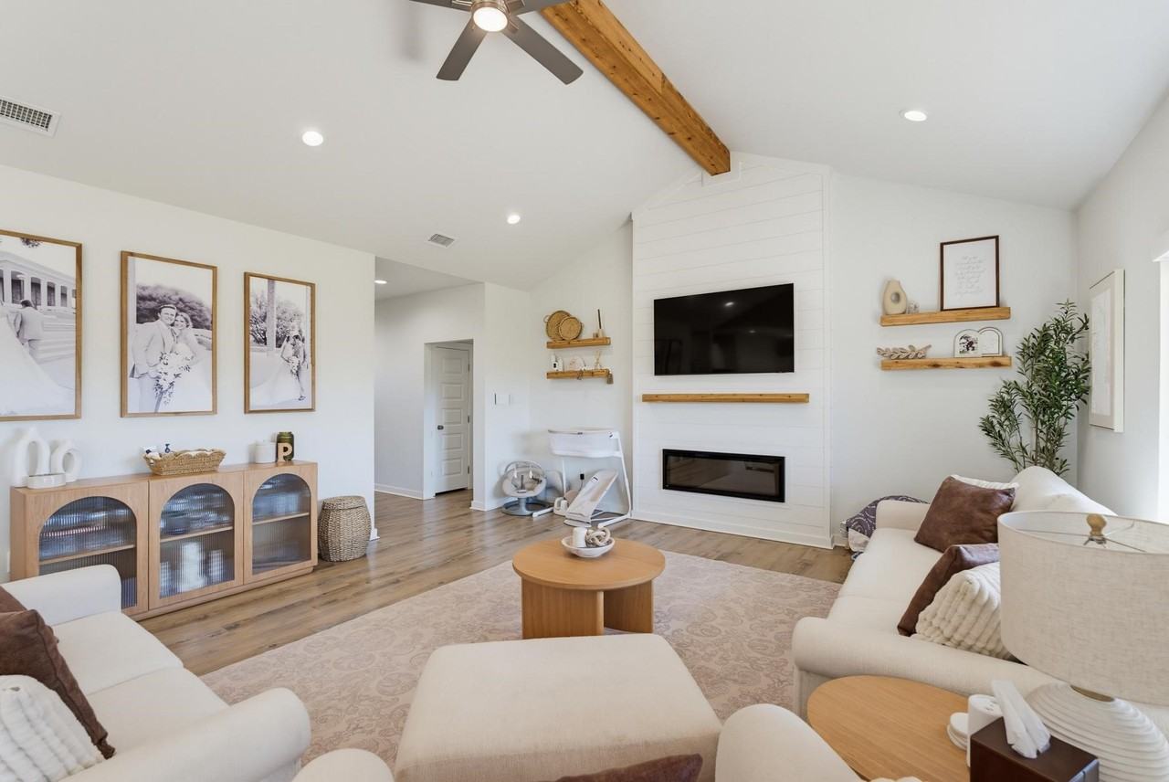 1527 Fletchers Path - Photo 5 of 35