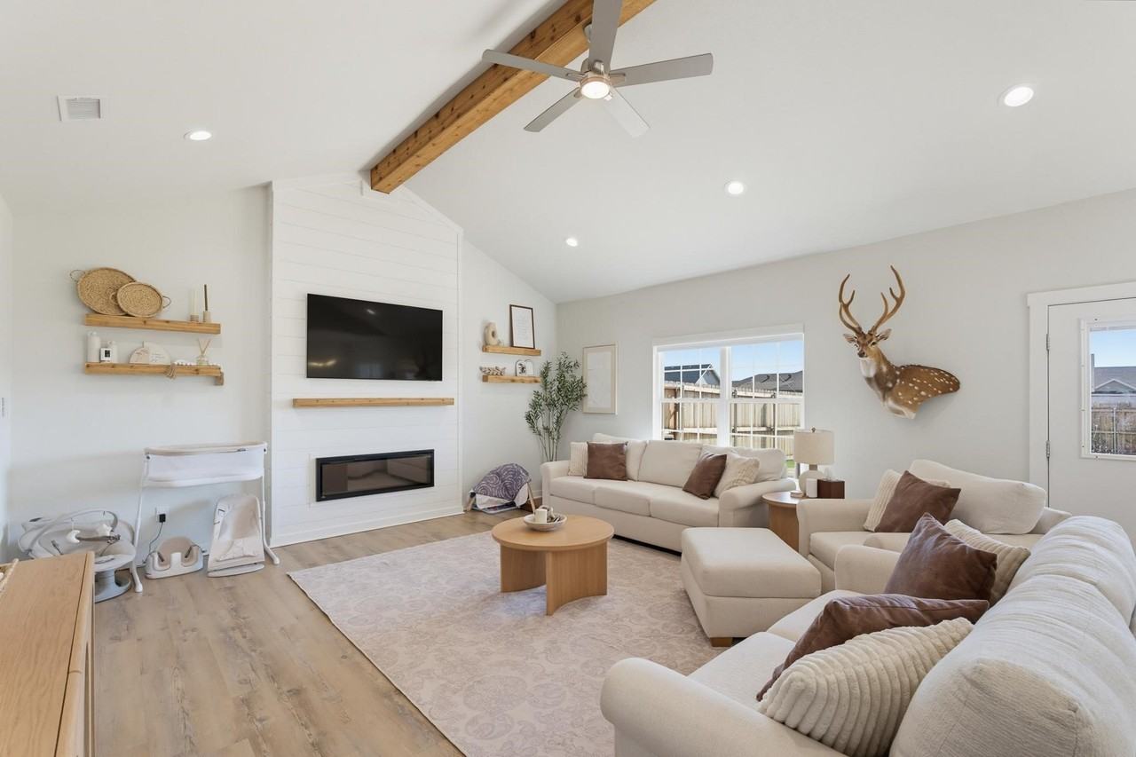 1527 Fletchers Path - Photo 6 of 35