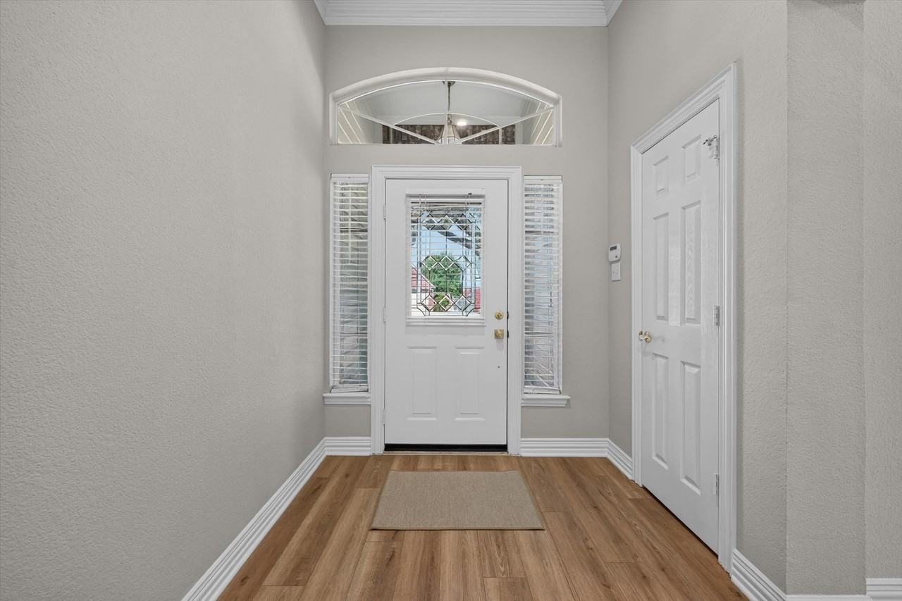 2937 Sunset Rdg - Photo 5 of 29