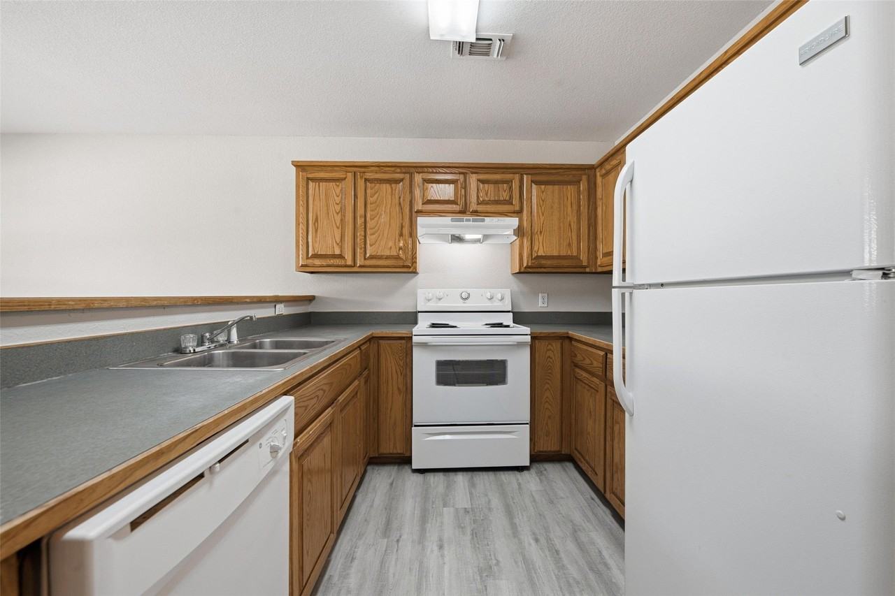 236 Private Road 4573 - Photo 6 of 26