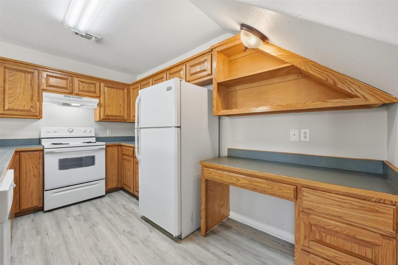 236 Private Road 4573 - Photo 7 of 26