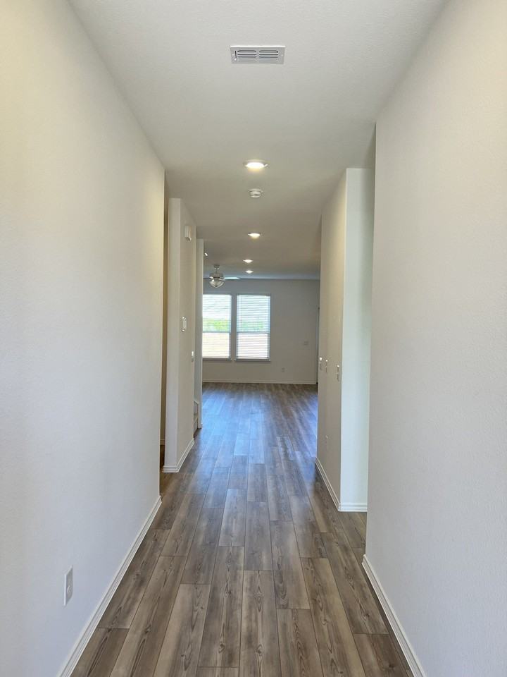 612 Agarita Way - Photo 2 of 15