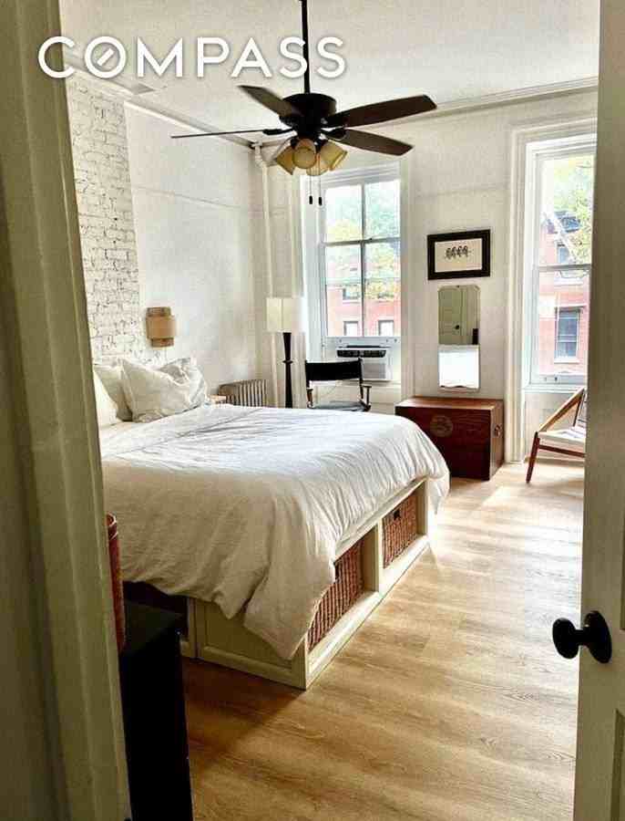 393 Clermont Ave #3 - Photo 7 of 10