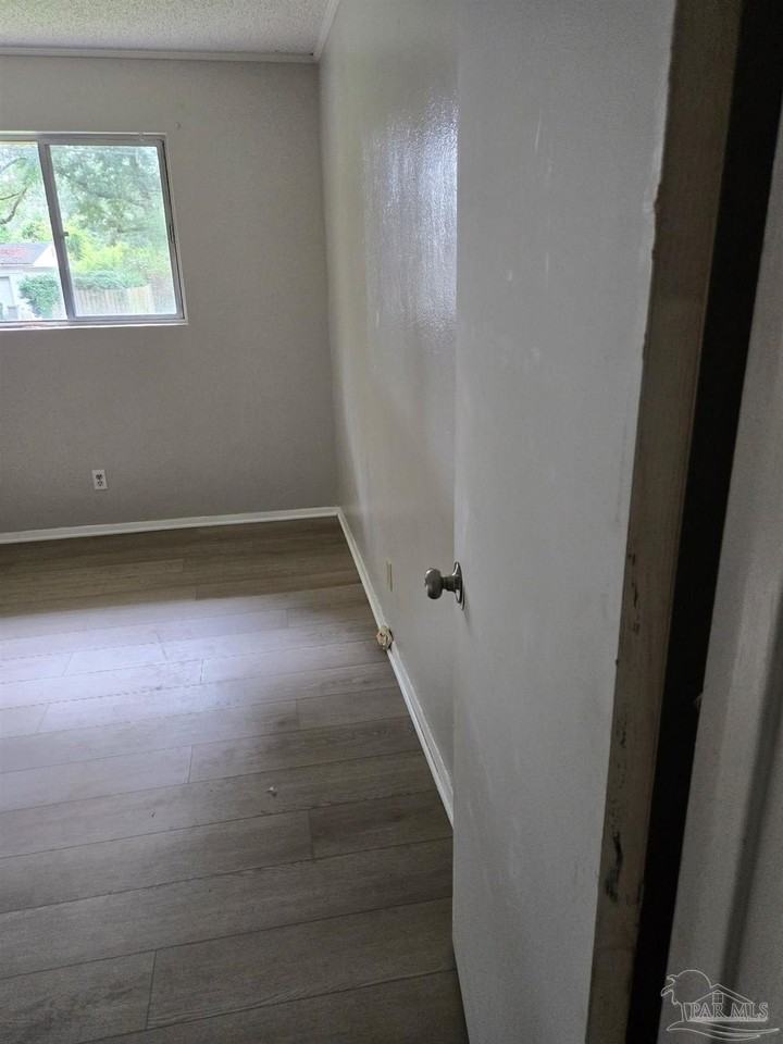 5808 Saint Benedict Ave - Photo 3 of 9