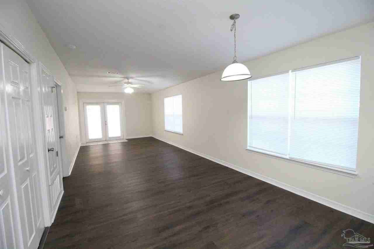 2340 Shoal Creek Dr - Photo 5 of 23