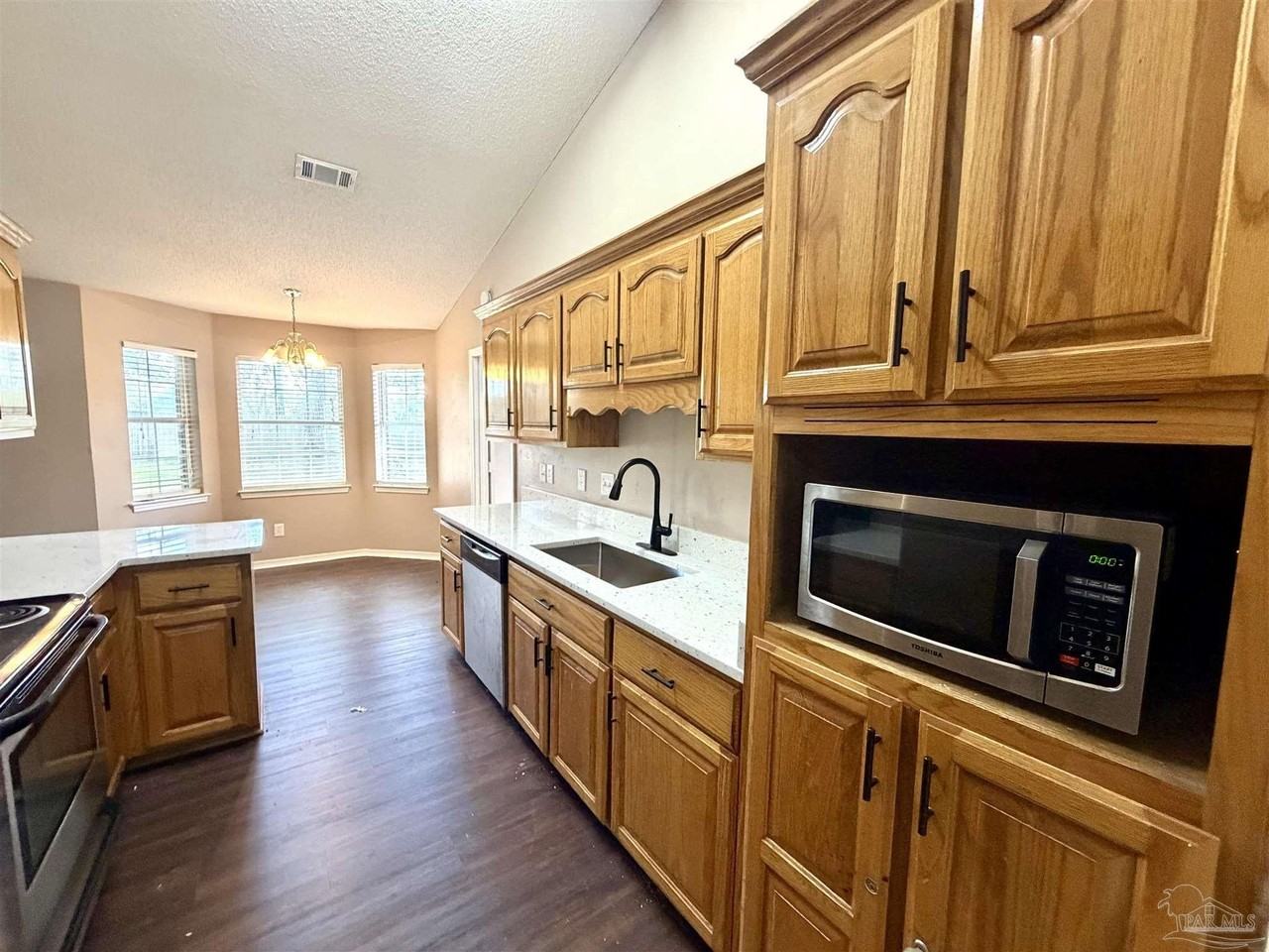 4316 Bayou Ridge Dr - Photo 7 of 29