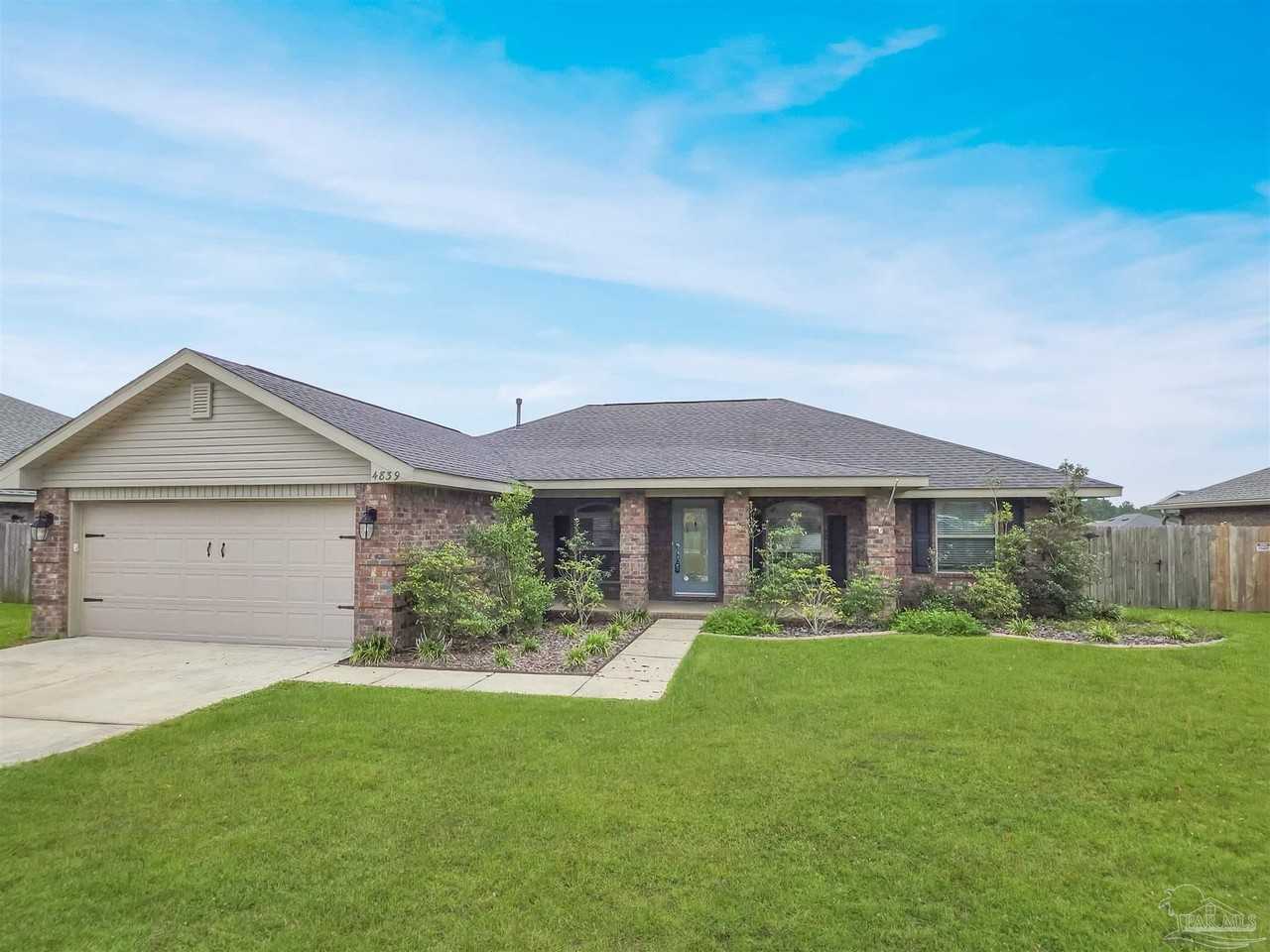 4839 Legacy St - Photo 2 of 30