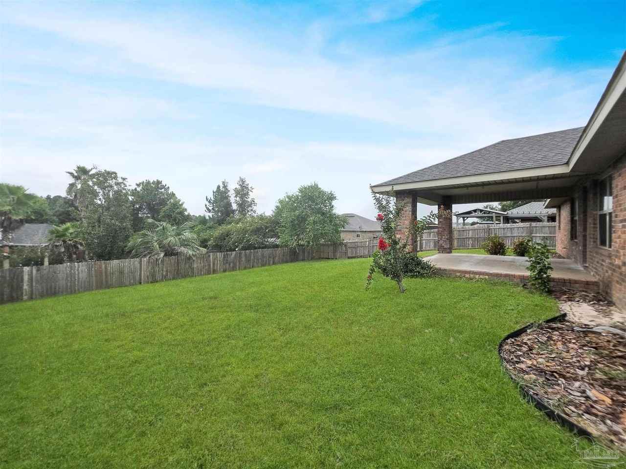 4839 Legacy St - Photo 3 of 30