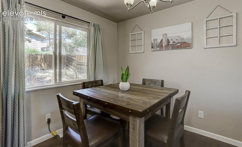 830 Zion Dr - Photo 4 of 17