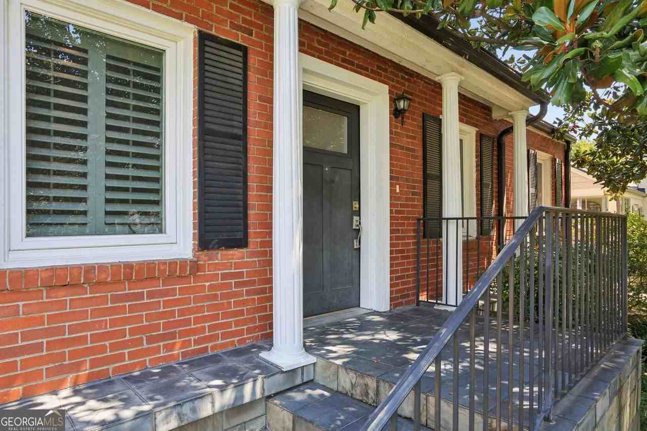 266 Midvale Dr Ne - Photo 3 of 27