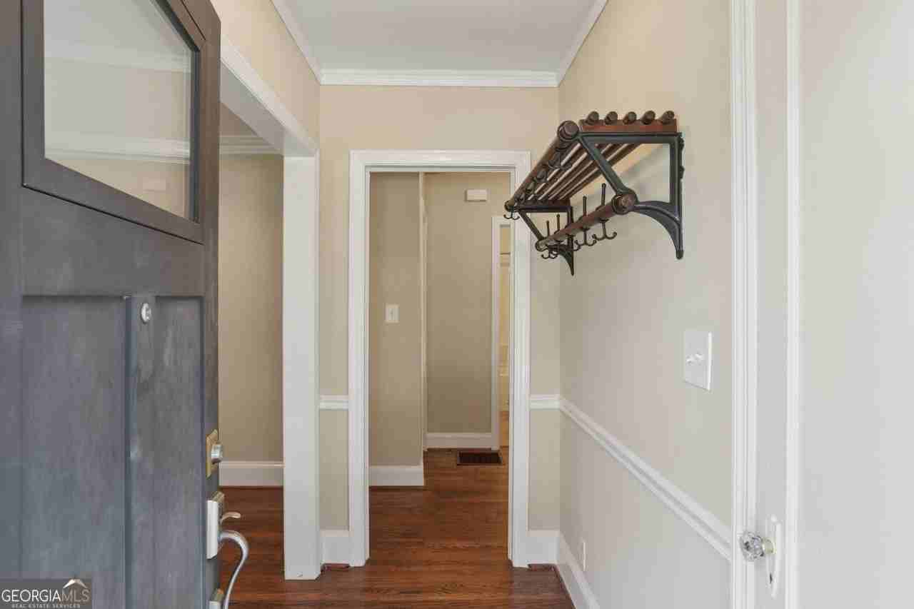 266 Midvale Dr Ne - Photo 4 of 27