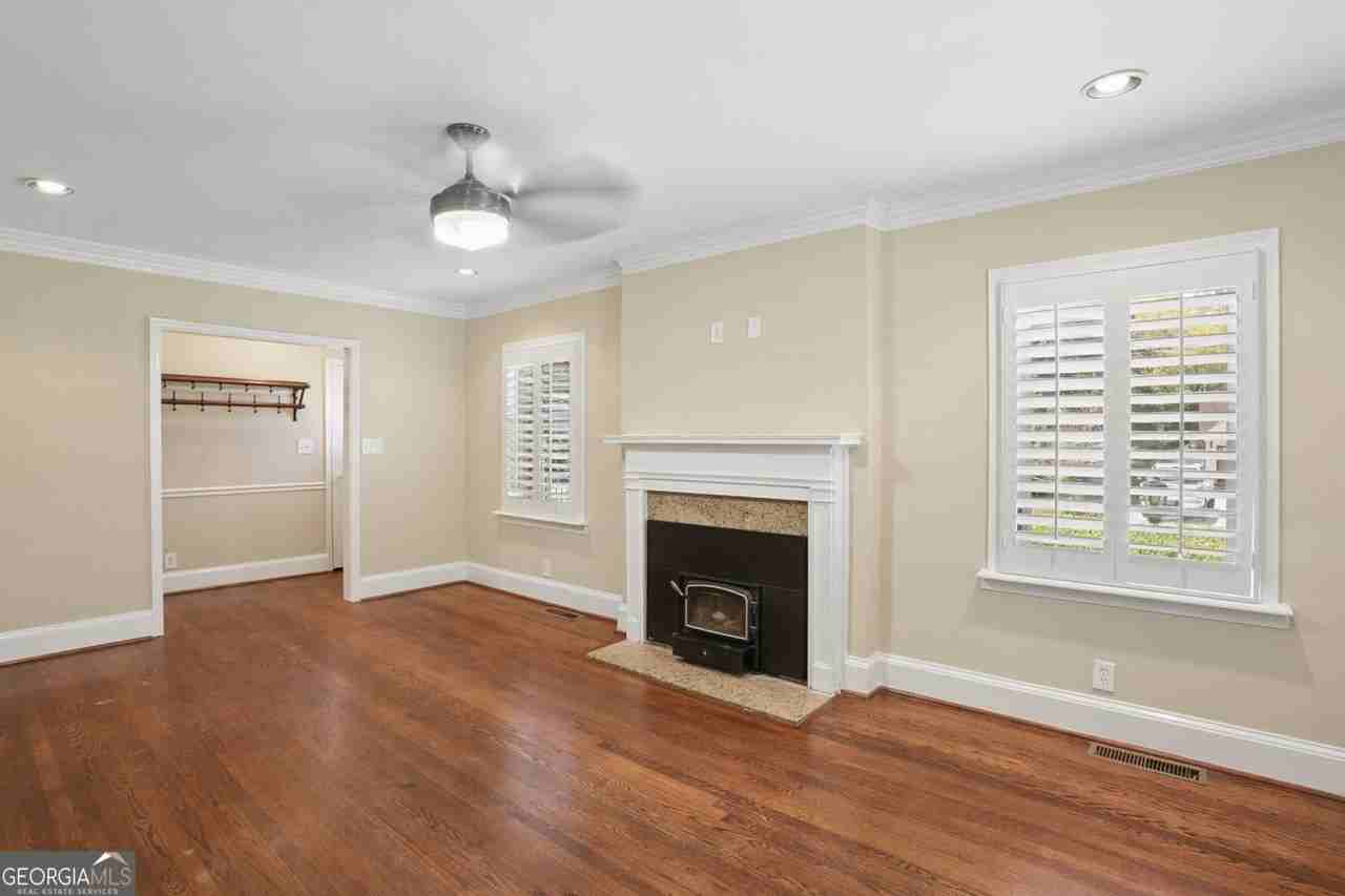 266 Midvale Dr Ne - Photo 6 of 27