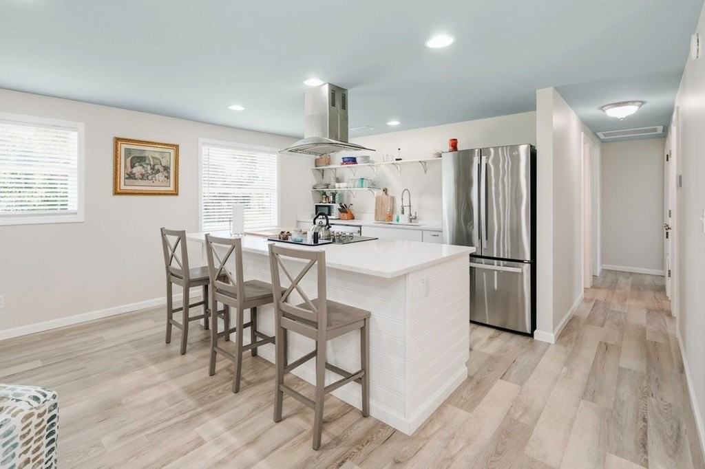 604 10th St - Photo 3 of 37