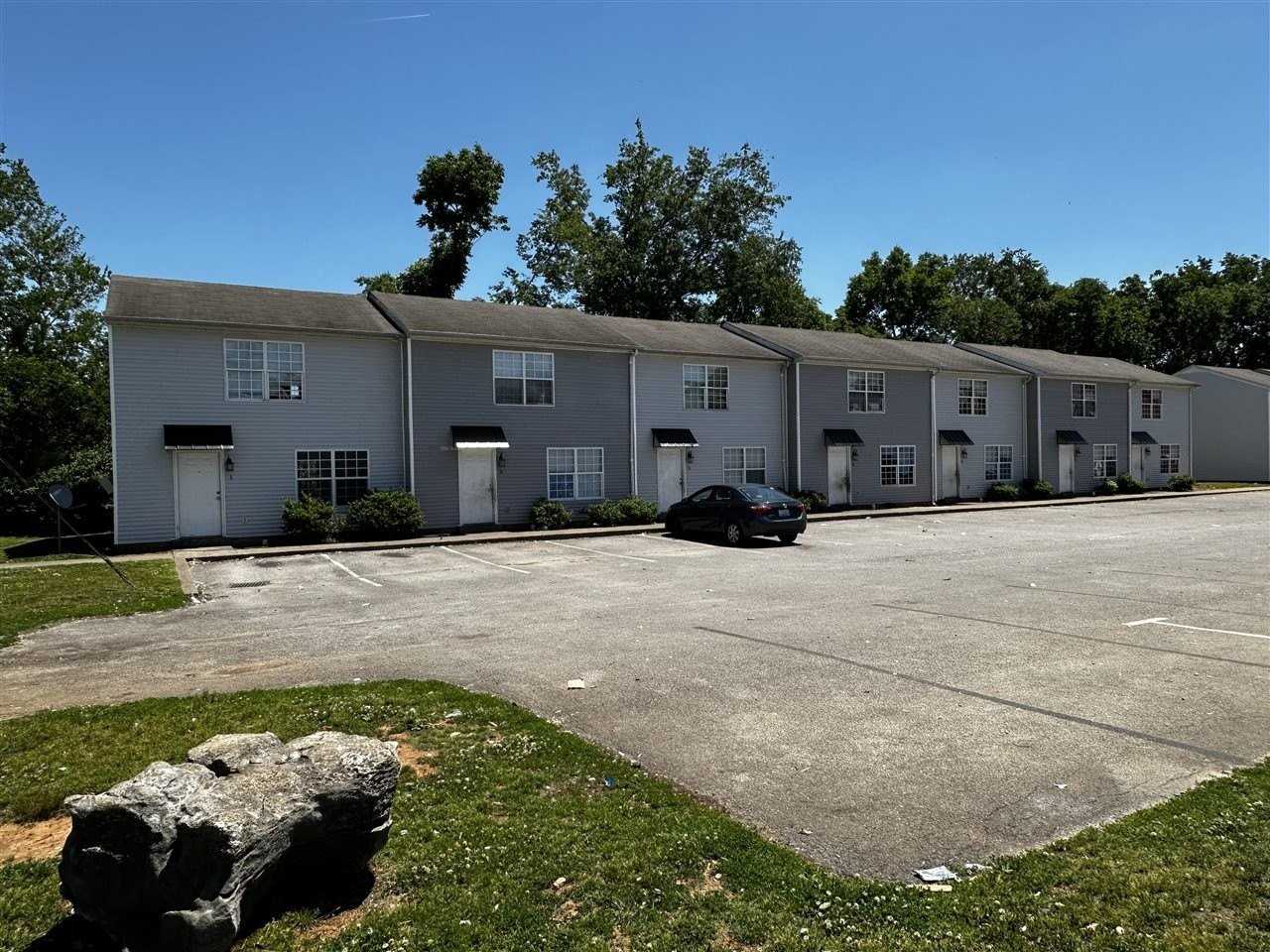 1225 N Lee Dr #56