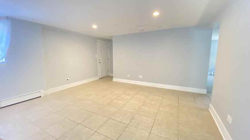 2912 N 75th Ave - Photo 7 of 10